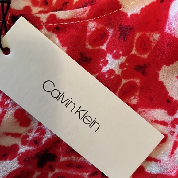 152. Calvin Klein Blouse in Watermelon - Picture 16 of 16
